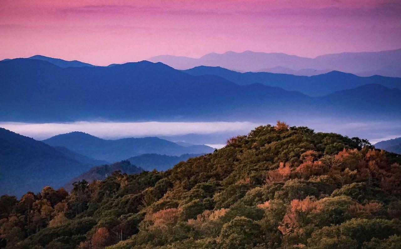 Smoky Mountains Studio With Balcony Gatlinburg Εξωτερικό φωτογραφία