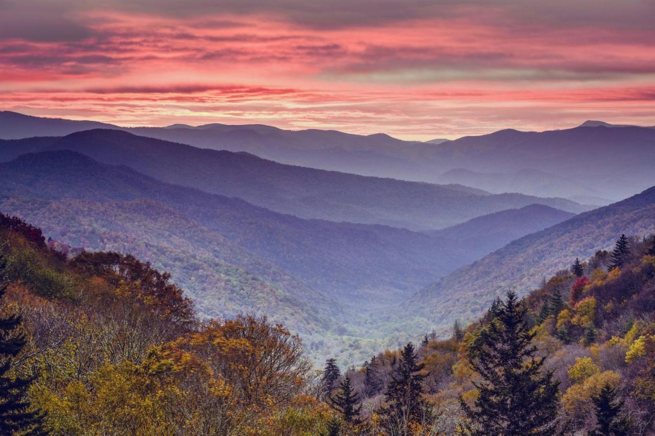 Smoky Mountains Studio With Balcony Gatlinburg Εξωτερικό φωτογραφία