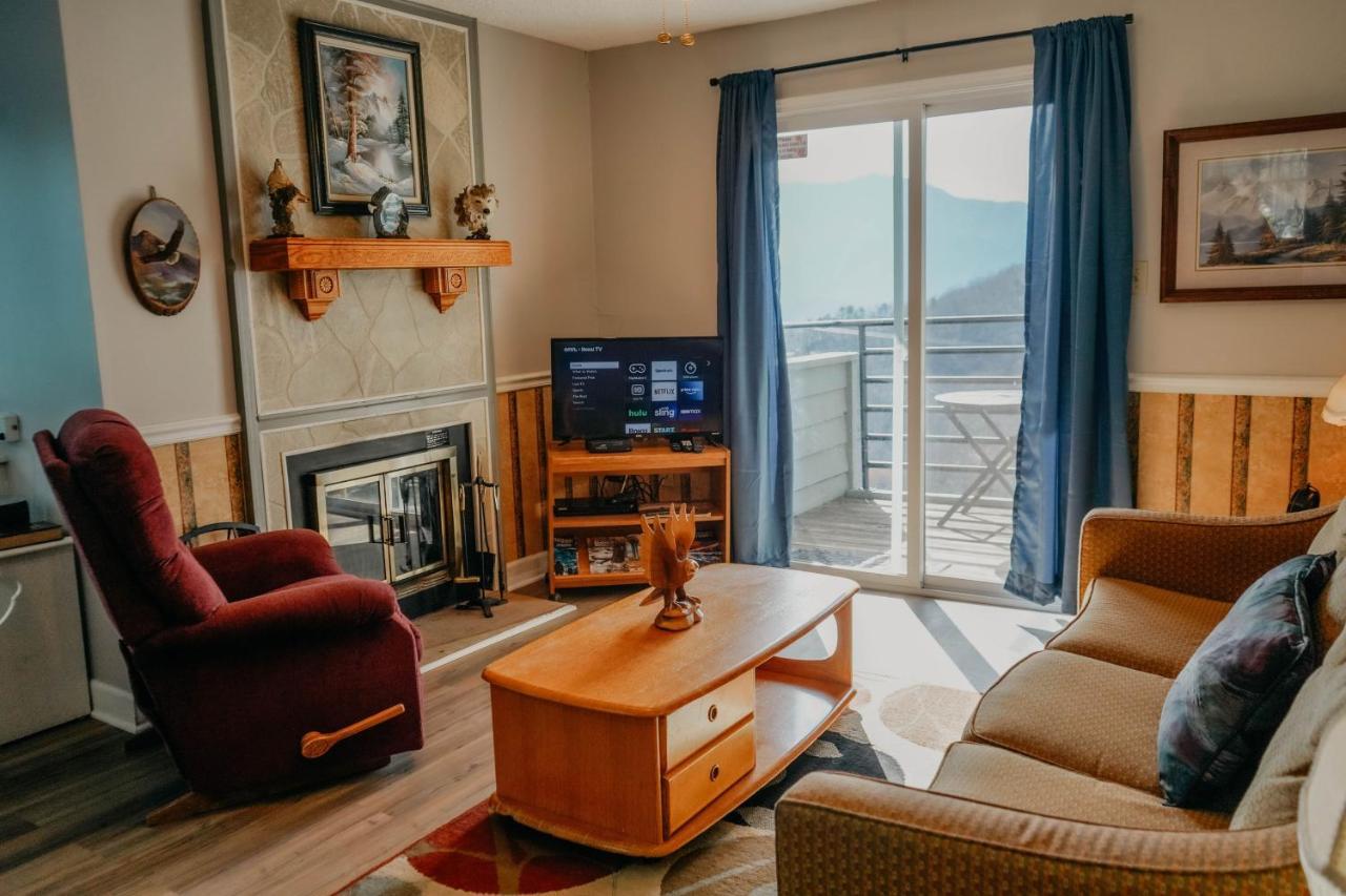 Smoky Mountains Studio With Balcony Gatlinburg Εξωτερικό φωτογραφία