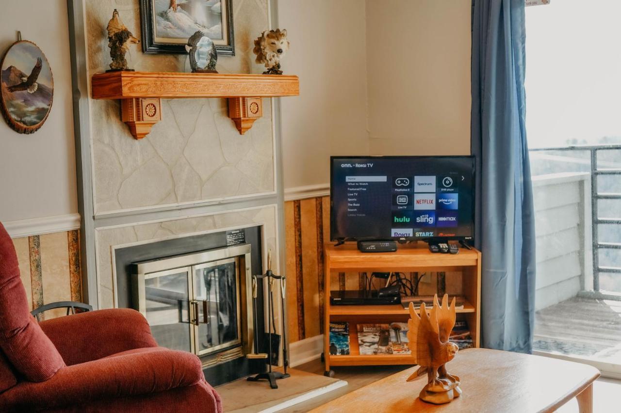 Smoky Mountains Studio With Balcony Gatlinburg Εξωτερικό φωτογραφία