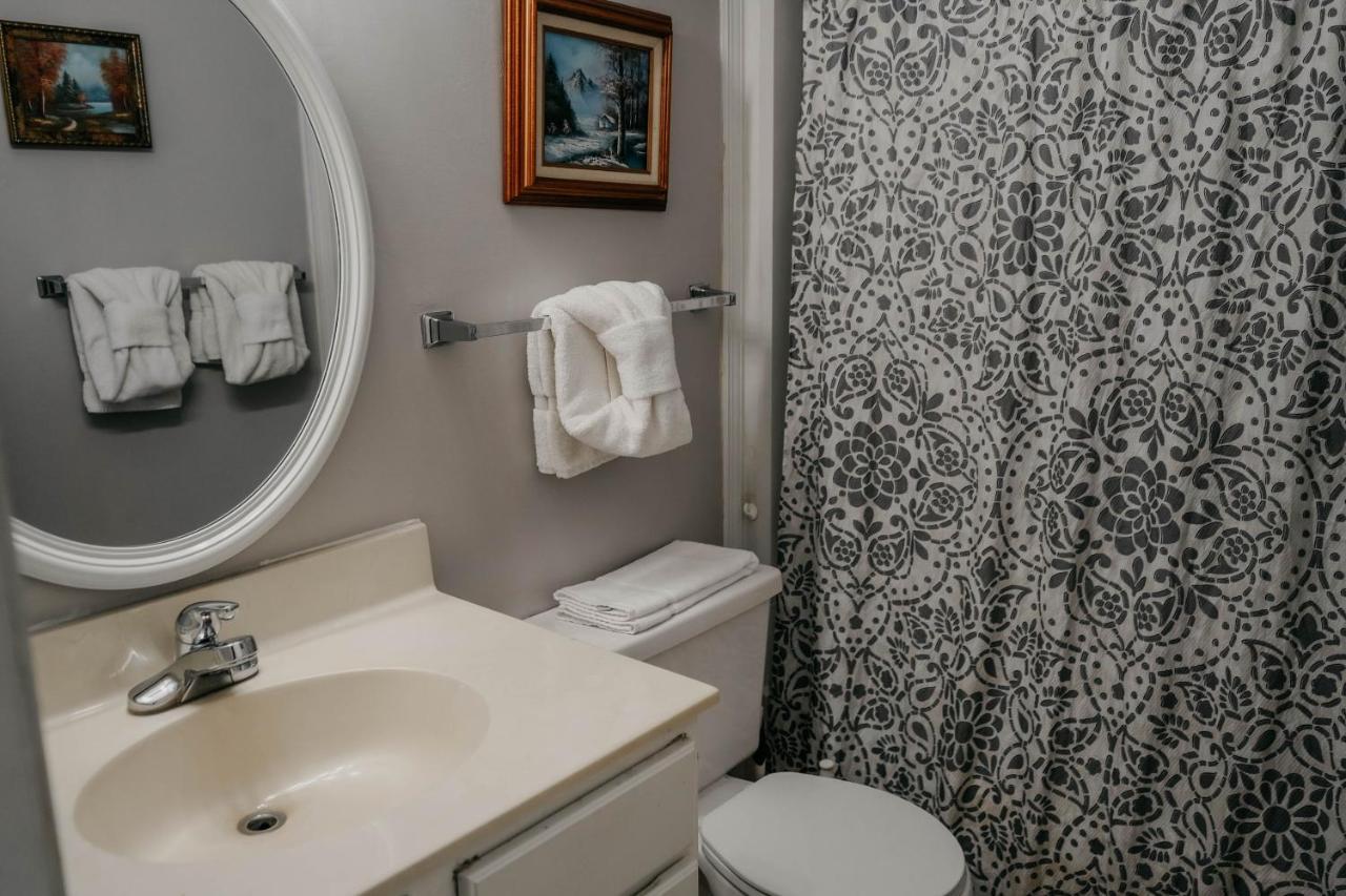 Smoky Mountains Studio With Balcony Gatlinburg Εξωτερικό φωτογραφία